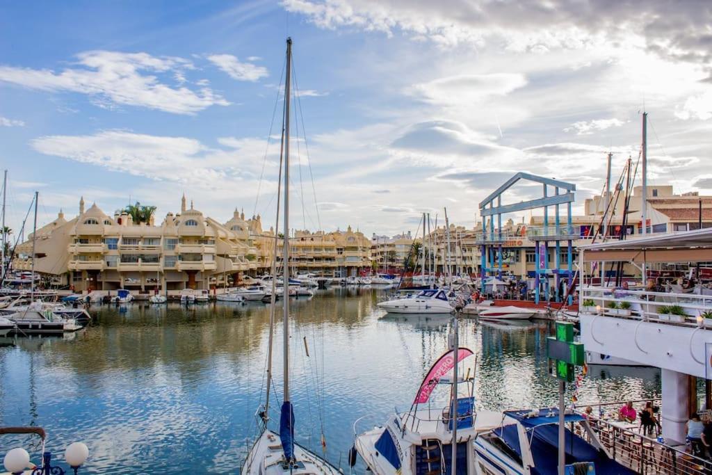 בנאלמדנה Puerto Marina Luxury 2Bdr Apartment With Sea View מראה חיצוני תמונה