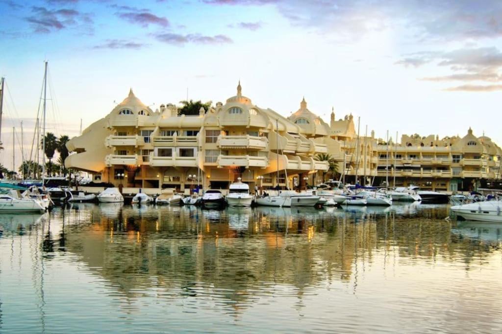 בנאלמדנה Puerto Marina Luxury 2Bdr Apartment With Sea View מראה חיצוני תמונה
