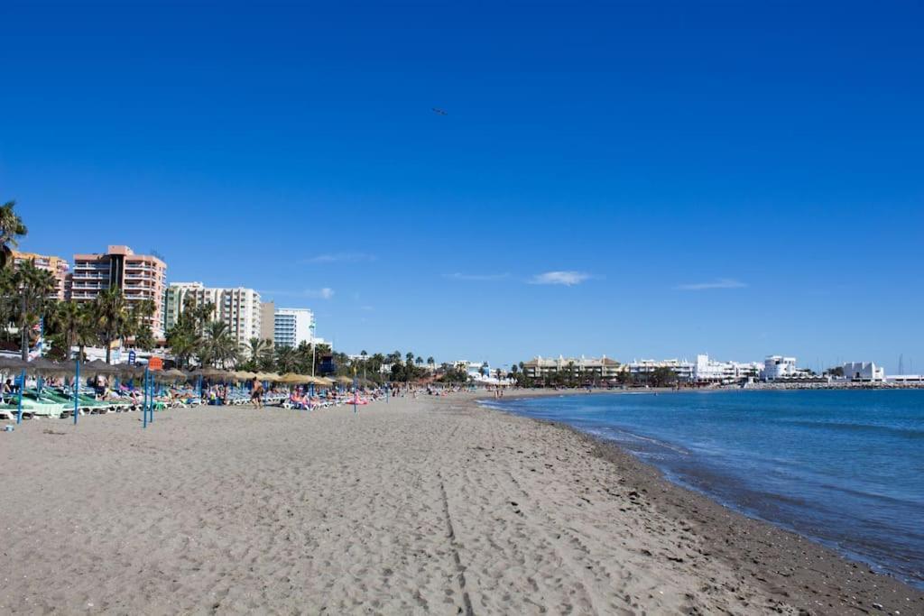 בנאלמדנה Puerto Marina Luxury 2Bdr Apartment With Sea View מראה חיצוני תמונה